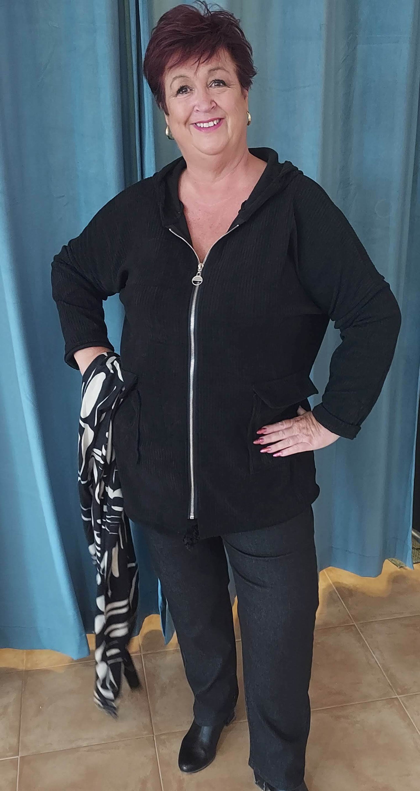 Cleo black zip up hoodie