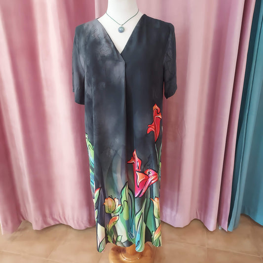 Abstract v neck tulip print dress